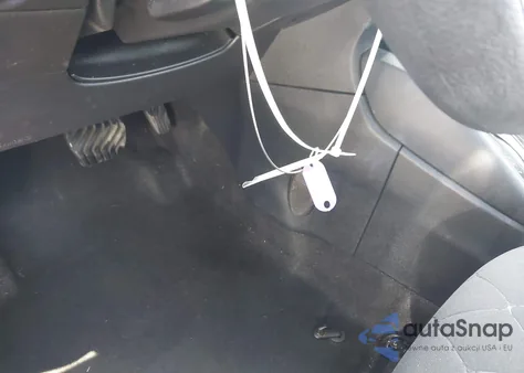 2020 Nissan Kicks S Xtronic Cvt z USA, uszkodzony, nr VIN 3N1CP5BV2LL528809